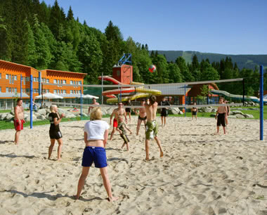 Klassenfahrt Spindlermühle: Volleyball