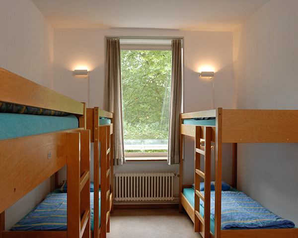 Schulfahrt Jugendherberge Bern- Zimmerbeispiel