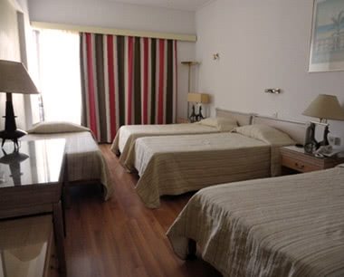 Klassenreisen Griechenland Hotel Candia: Zimmerbeispiel