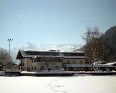 Klassenfahrt Hotel Zell am See- Winteransicht