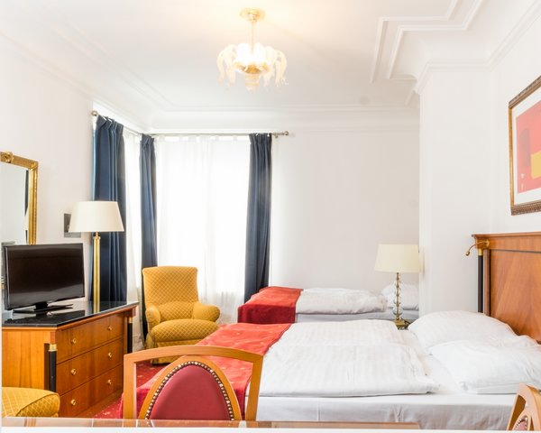 Hotel Residence Bologna - Mehrbettzimmer