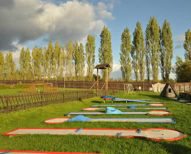 Klassenfahrt Hohenelbe - Minigolfanlage