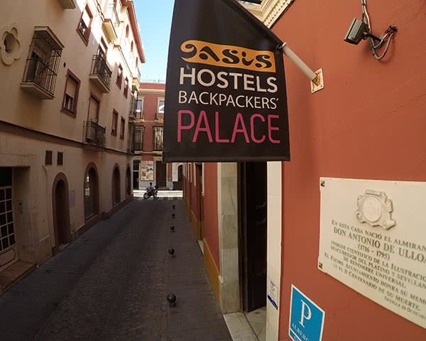 Oasis Backpackers Palace Sevilla: Unterkunft Sevilla Oasis Backpackers Palace