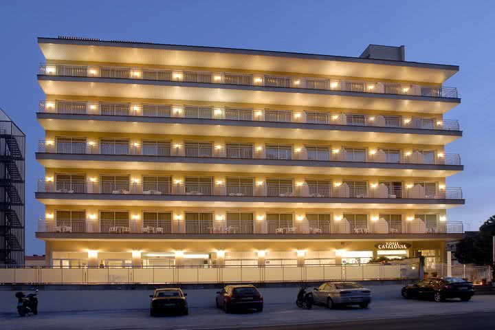 Hotel in Calella - Frontansicht