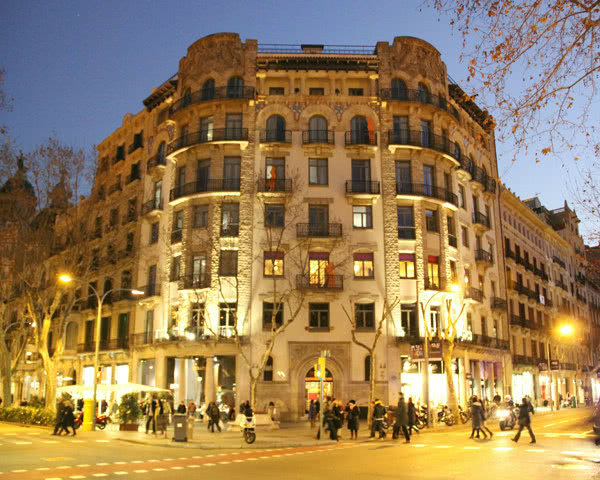 Schulfahrt Barcelona Hostel Point Centric- Außenansicht