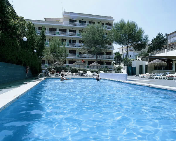 Abireise Katalonien Hotel Montevista: Poolanlage