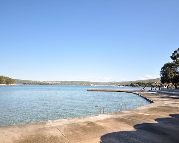 Abireisen Hotel Omorika Punat: Badebucht