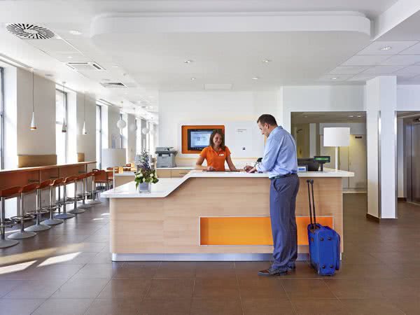 Rezeption - ibis budget Krakow Stare Miasto