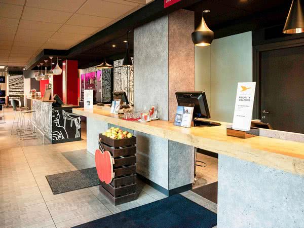 ibis Poznan Stare Miasto - Rezeption