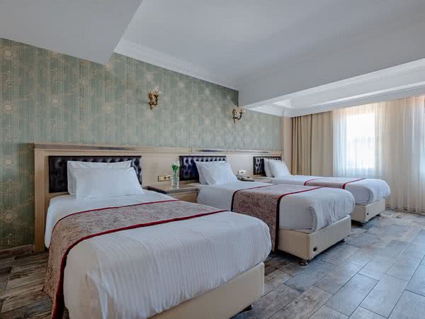 Marmaray Hotel - Dreibettzimmer