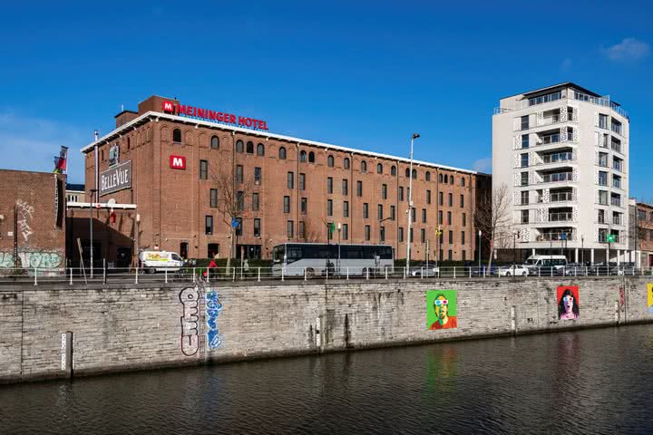 Meininger Brüssel City Center - Frontansicht