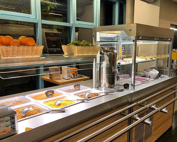 Schülerfahrt Jugendherberge Genf- Frühstücksbuffet Jugendherberge Genf