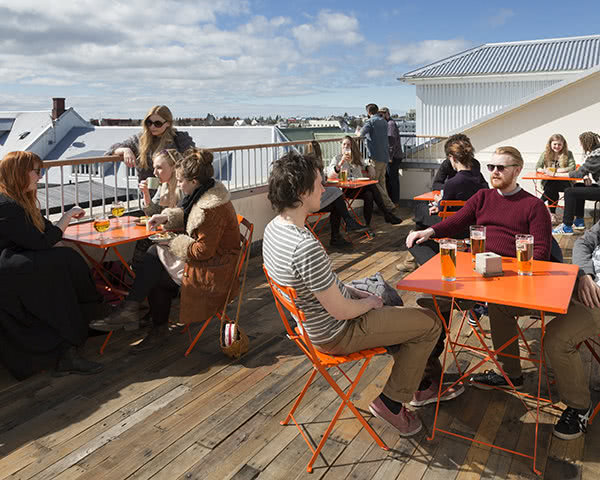 Abschlussfahrt Loft Hostel Reykjavík- Dachterrasse