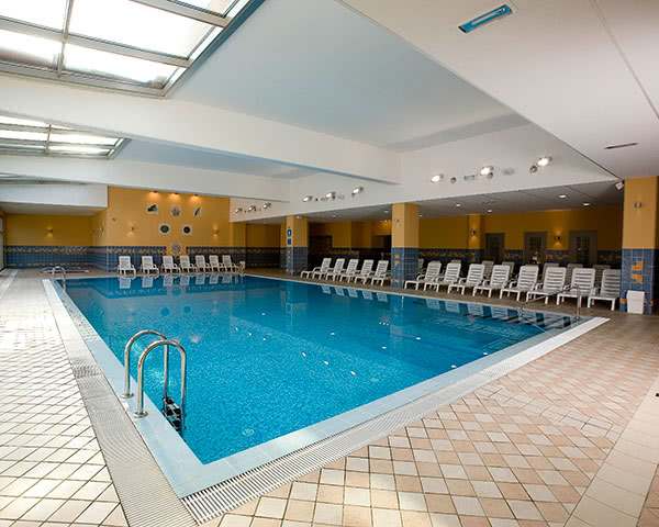 3-Sterne-Hotel Slowenische Adria- Indoorpoolbeispiel Hotel in Strunjan