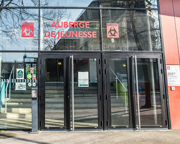 Klassenfahrt Jugendherberge Bordeaux- Eingang