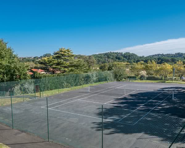 MER & GOLF APPART-HOTEL Résidence Ilbarr - Tennisplatz