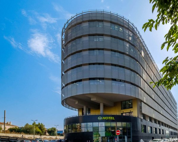 B&B Hotel Nizza - Außenansicht