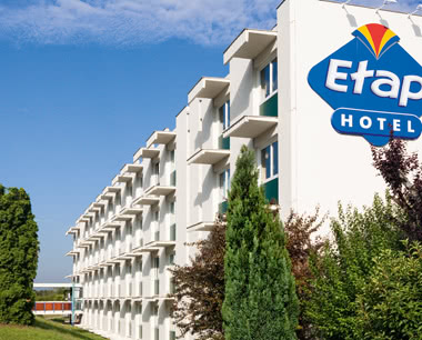 Klassenfahrt ETAP Hotel St. Malo- Hotelbeispiel Außenansicht