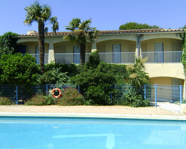Gruppenreise Centre International de Séjour YMCA Avignon: Swimmingpool