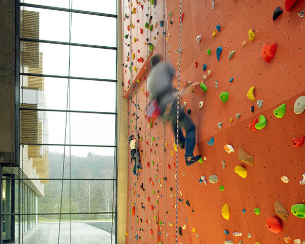 Studienreise Jugendherberge Echternach: Kletterwand