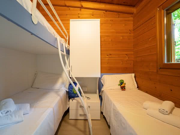 Zimmerbeispiel - Adriano Family Collection Club