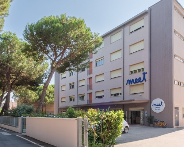 Meet Hostel Cervia - Außenansicht