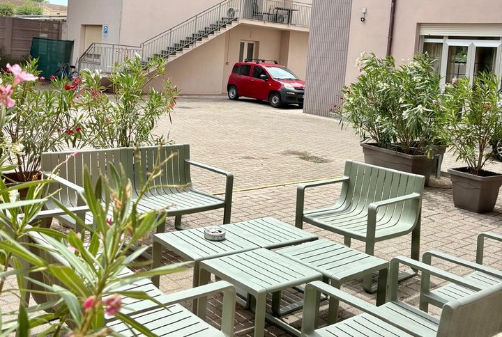 Meet Hostel Cervia - Terrasse