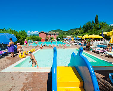 Abschlussreise Camping Bardolino: Pool