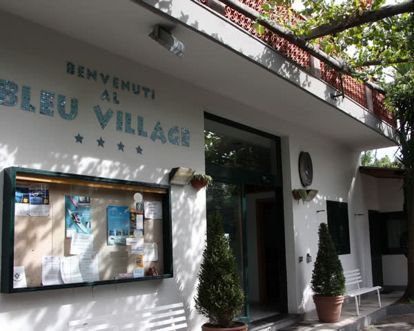 Ferienanlage Bleu Village - Außenansicht