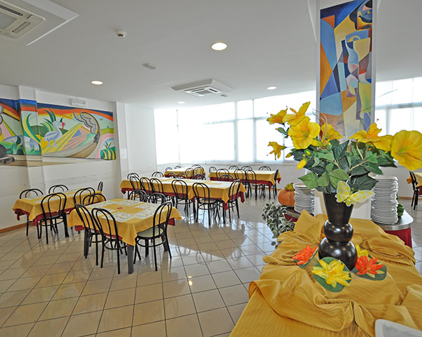Hotel Morfeo- Beispiel Speiseraum Hotel Morfeo