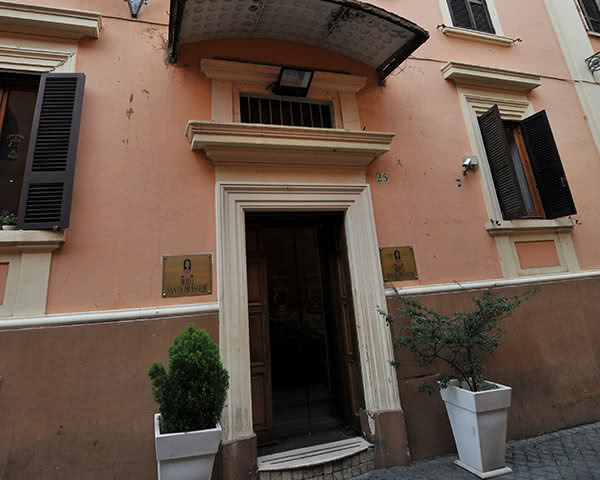 Schülerreise Beispielhotel Prassede in Rom: Außenansicht