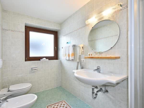 Berghotel Hofer - Badezimmer