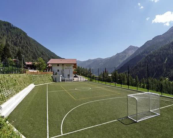 Schulfahrten Rinsbacher Hof: Fußballplatz