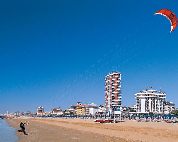 Gruppenreise Lido di Jesolo: Kitesurfer