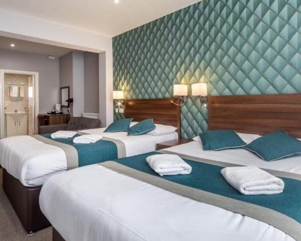King Solomon Hotel - Vierbettzimmer