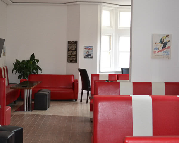 Klassenreise Hostel in Brighton: Beispiel Lobby