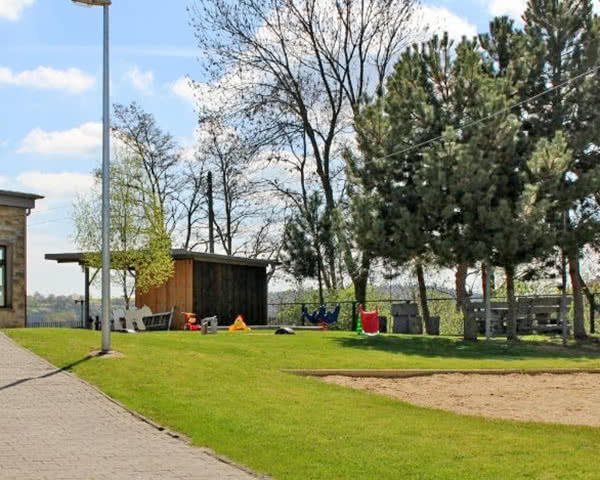 Klassenfahrt Jugendherberge Nebra- Gelände Jugendherberge Nebra