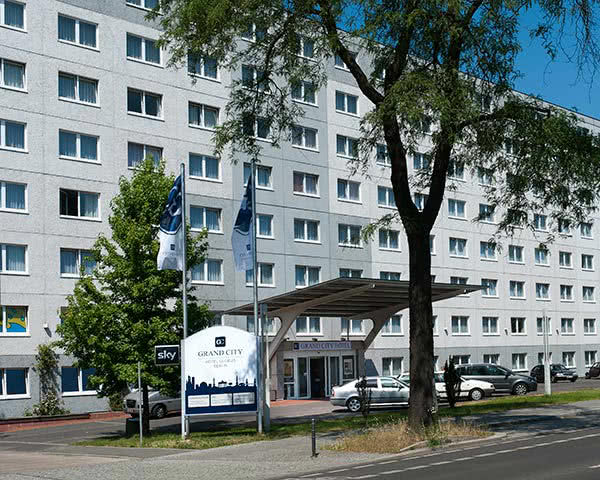 Abschlussfahrten Grand City Hotel Globus Berlin- Außenansicht