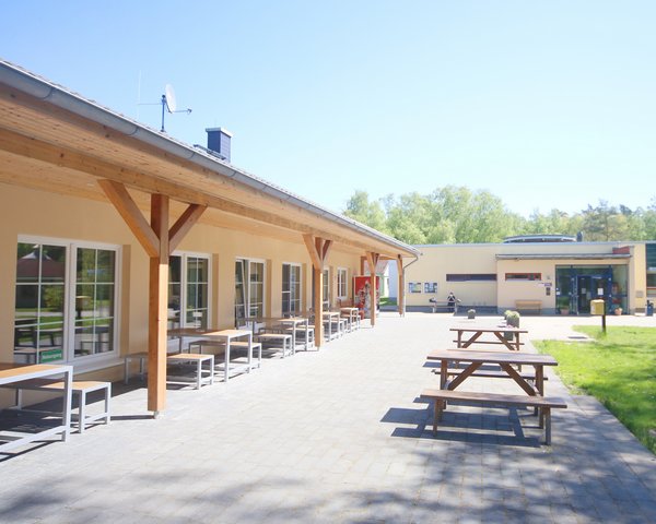 Jugendherberge Born Ibenhorst - Rezeptionsgebäude ©djhmv