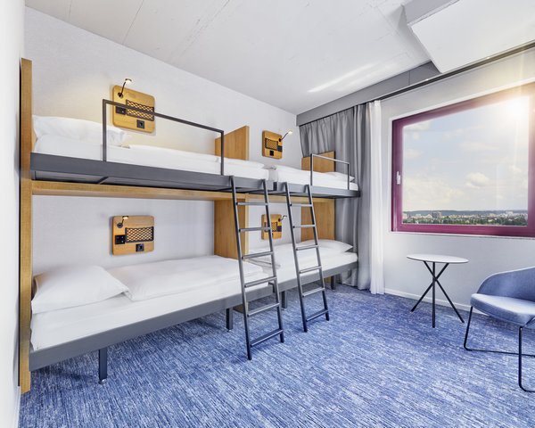 H2 Düsseldorf Seestern - Vierbettzimmer