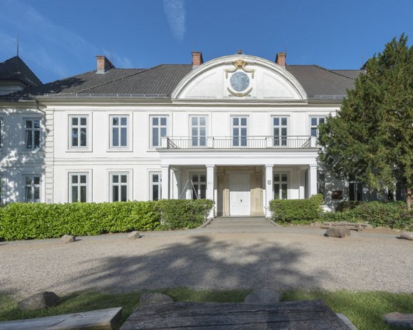 Jugendgästehaus Schlos Noer - Außenansicht