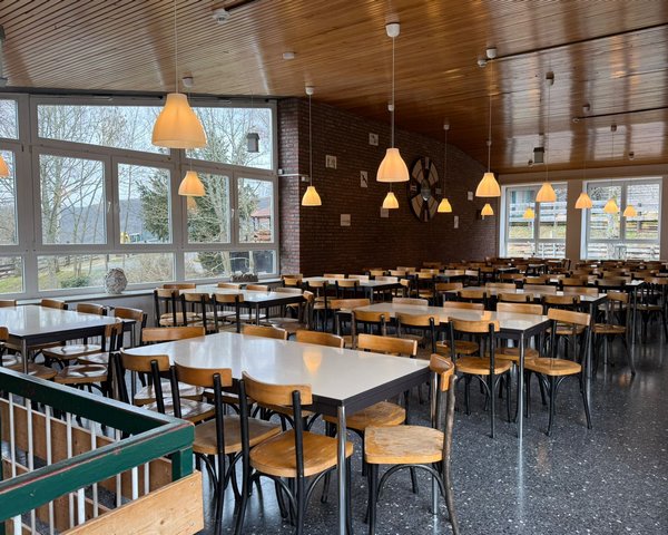 Auszeiteifel Gästehaus - Speisesaal