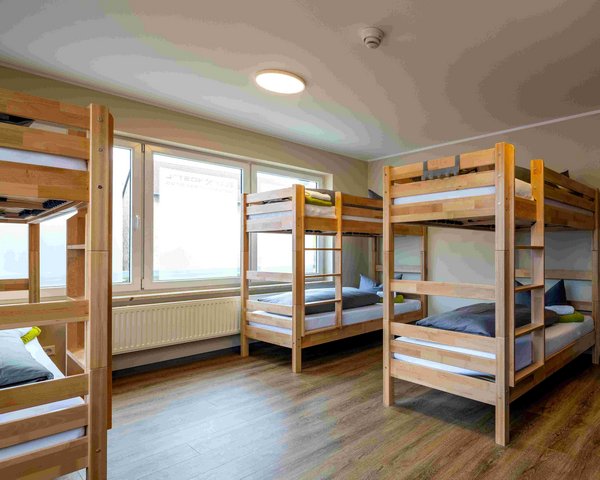 Ellyhostel & Hotel - Sechsbettzimmer