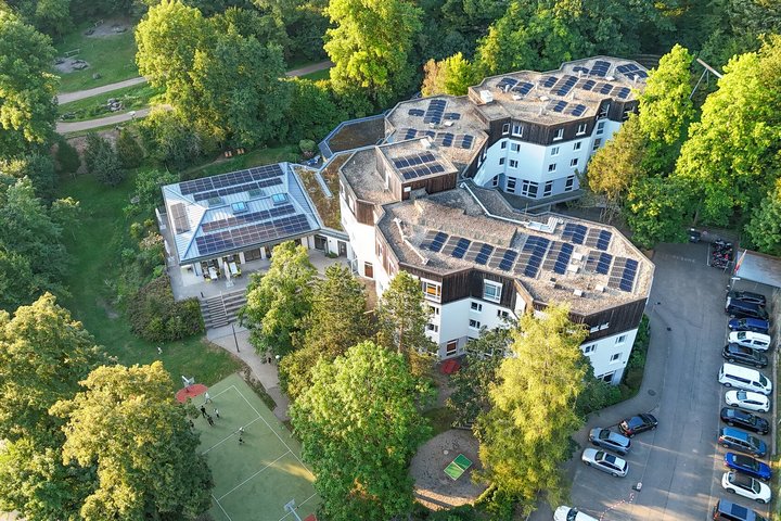 Jugendherberge Freiburg - Luftaufnahme