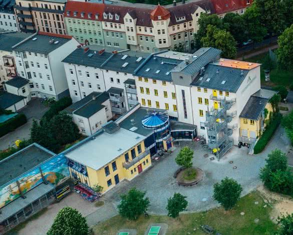 Jugendherberge Greifswald - Luftaufnahme ©djhmv_FelixGänsicke_DJH-Greifswald