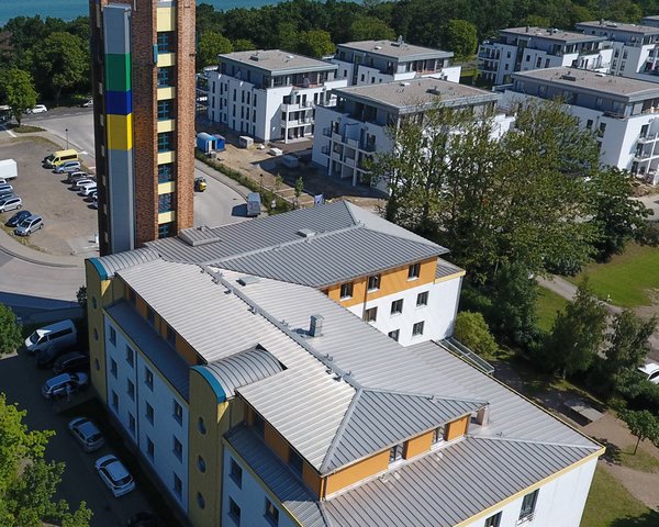 Jugendherberge Warnemünde - Außenansicht © DVHVM