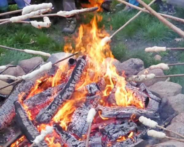 Klassenfahrt Kolping-Familienferienwerk Salem- Lagerfeuer Kolping-Familienferienwerk Salem