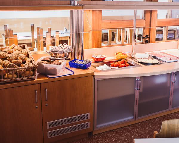 Jugend- & Gästehaus Detmold - Frühstücksbuffet