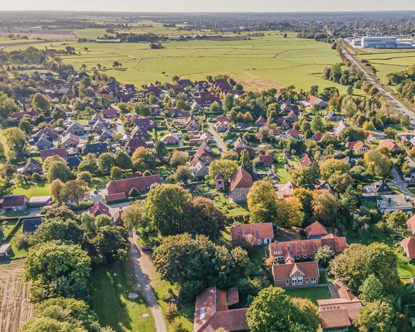 Juuba Jugendherberge und Bildungszentrum Asel - Luftaufnahme © Nicolai Heise