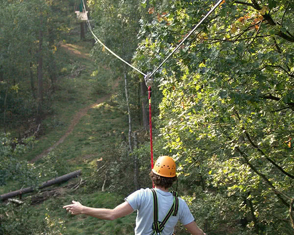 Schülerreise Kletterwald Kraxelmaxel: Abseilen